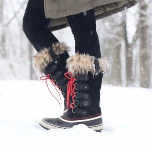 Sorel Joan of Arctic Suede High Snow Boots Fur Sz 7 Black Red Laces Waterproof